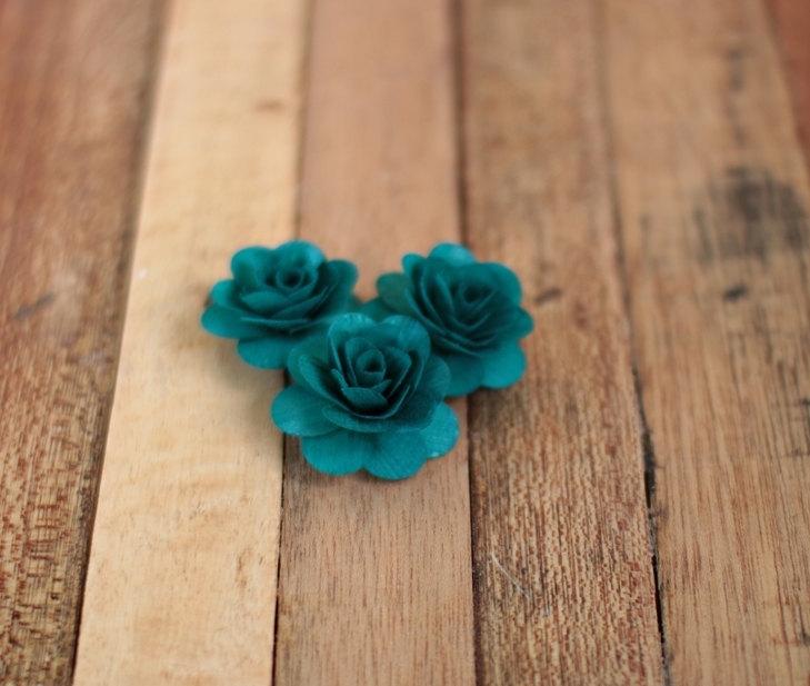 Mariage - 150  Pcs Teal Birch Wood Roses for Weddings, Home Decorations, Scrapbooking and Floral Arrangements