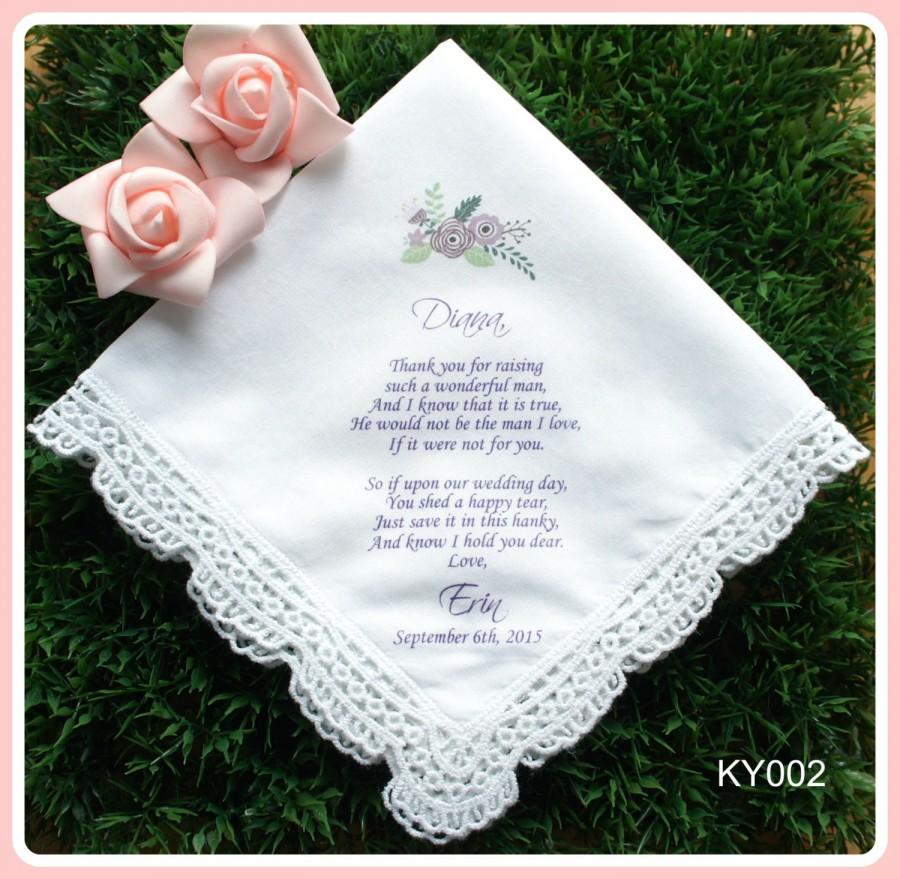 Mariage - Mother of the Groom Handkerchief-Purple Floral-Wedding Hankerchief-PRINTED-CUSTOMIZED-Wedding Hankies-Mother of the groom gift-handkerchief