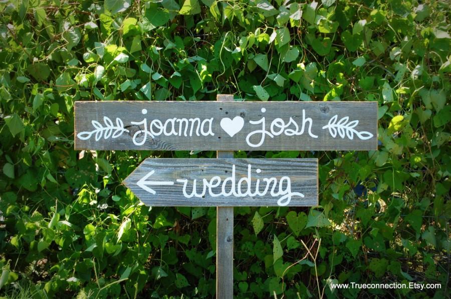 Wedding - Leaf Wedding Sign, Rustic Outdoor Wedding, Vintage Wedding Decor Hand Painted Reclaimed Wood. Directional Signs, Arrow Sign. Olive Branch