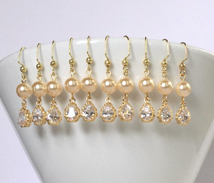 زفاف - SET OF FIVE Bridesmaids Earrings,Rich Cubic Zirconia Gold Plated Teardrops,Swarovski Crystal Pearls of Your Choice,Wedding Jewelry,Bridal