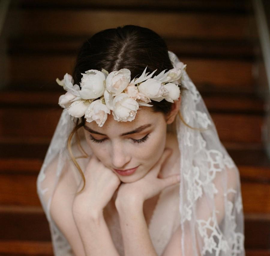 Hochzeit - Blush wedding flower crown, French lace bridal veil - Heart and Soul no. 2161