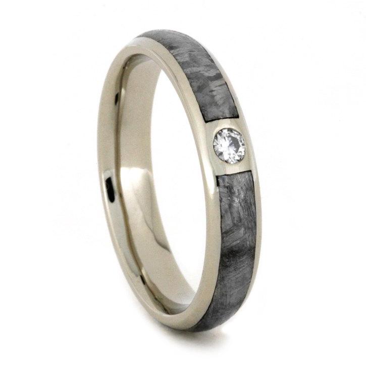 زفاف - 14k White Gold Engagement Ring inlaid with Meteorite and a Spectacular Round Moissanite, Wedding Band