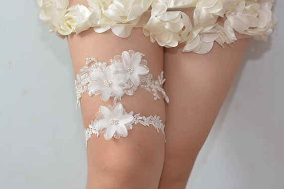 Wedding - bridal garter, wedding garter, bride garter ,off-white  lace garter,,  beaded floral garter, flower garter