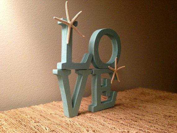 Hochzeit - Love - Wood Letters- Beach Decor - Starfish