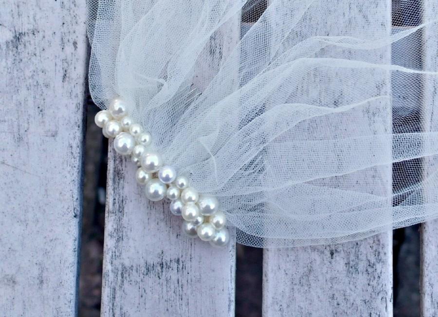Hochzeit - Blusher Ivory Veil, Tulle Birdcage Veil, Vintage Style Petite Veil Mini Illusion Tulle Veil