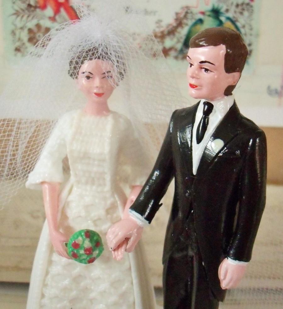 Wedding - Vintage / Bride and Groom / Wedding Cake Topper / Kitschy Retro Charm / Hard Plastic / Holding Hands