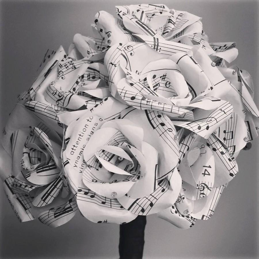 Свадьба - Custom Bouquet - Sheet Music Flower Bouquet with Any Colors - You Design It! - Have a Bouquet Hand Made to Match Your Color Scheme / Wedding