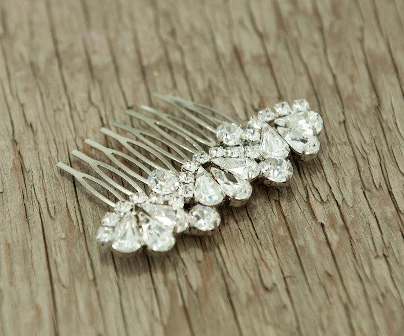 Hochzeit - Rhinestone Hair Comb,  Bridal Hair Comb , vintage style wedding hair accessories, sparkle