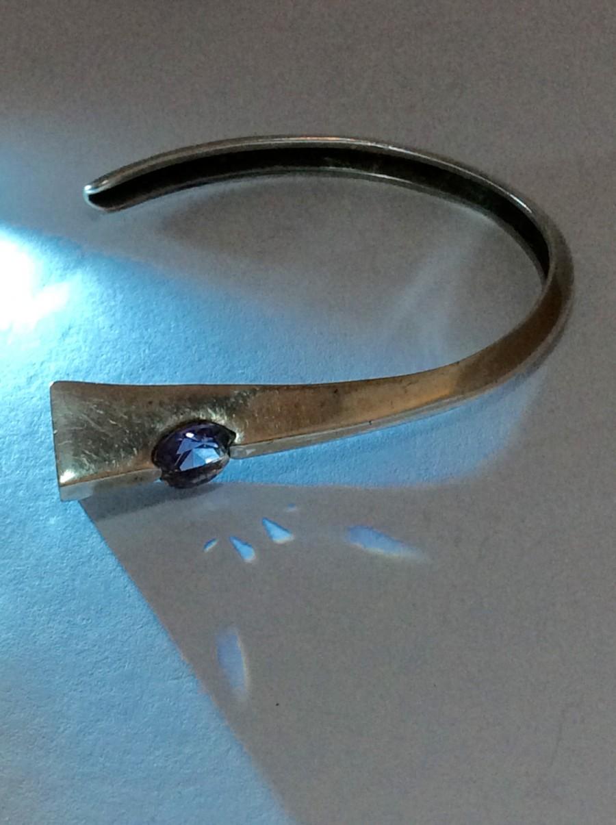 Hochzeit - Amethyst Sterling Bracelet, cuff bracelet, designer jewelry, artisan made, vintage bracelet, 925, natural gemstone, birthstone  jewelry