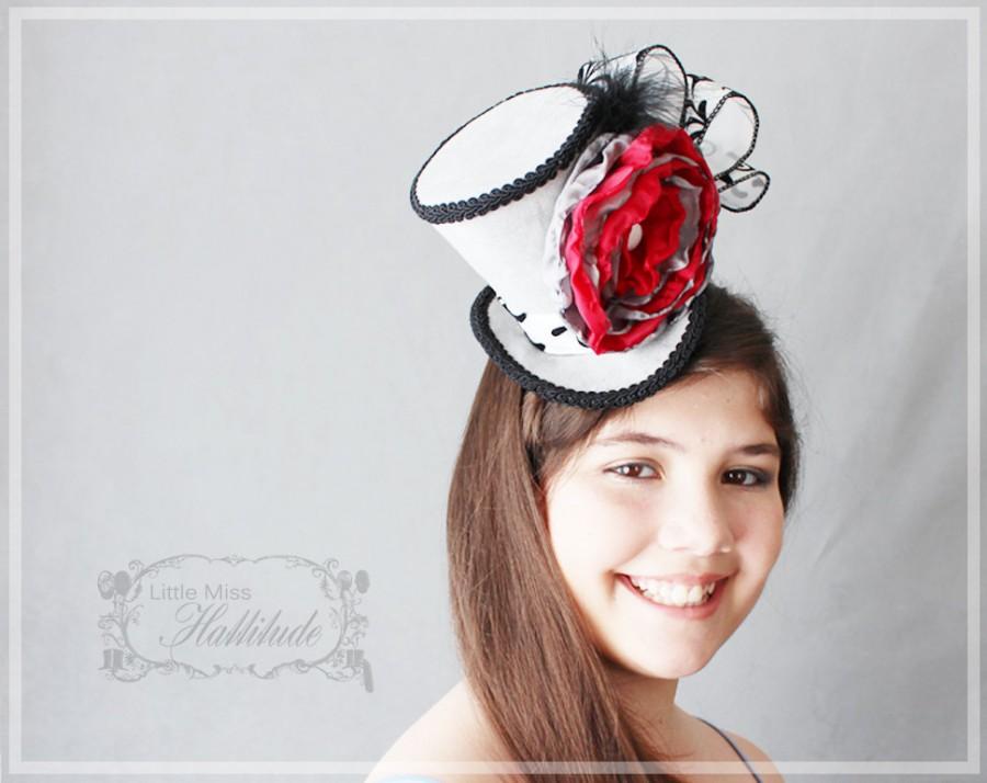 tophat for wedding fascinator top hat Bridal mad hatter headpiece