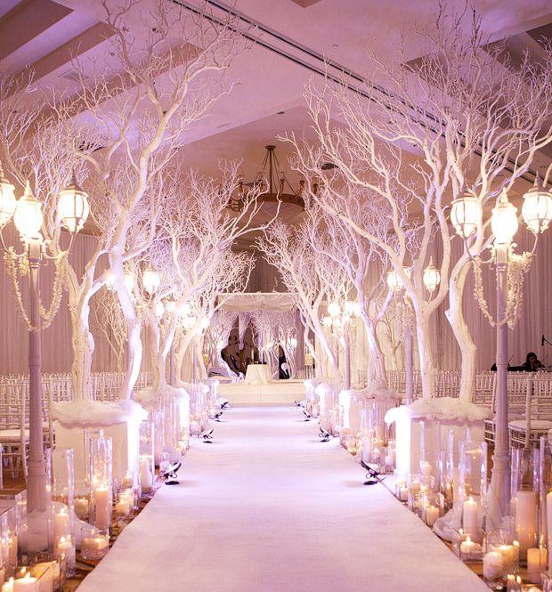 Hochzeit - 17 Pretty Perfect Ceremony Decor Ideas