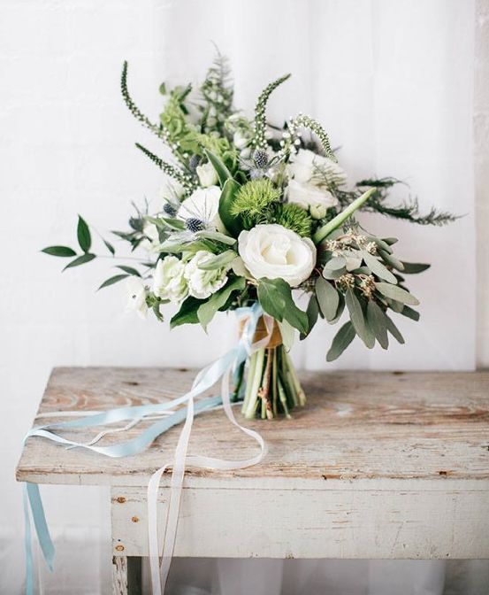 Hochzeit - Wedding White Flowers