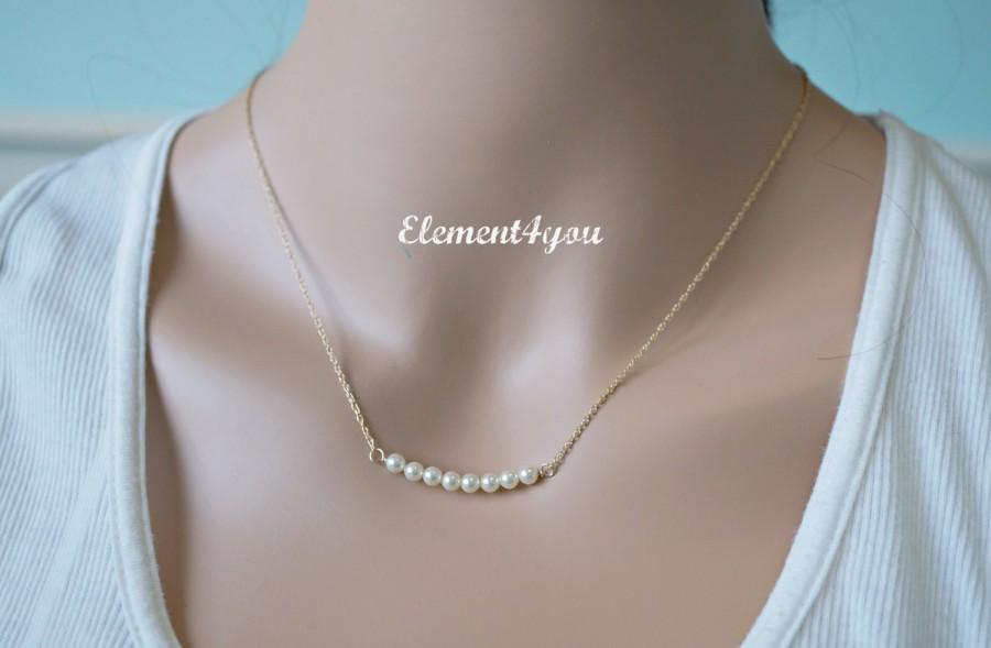 Wedding - Pearl in row necklace, Ivory cream pearls, 14k gold filled chain, Bridesmaid necklace, Wedding party gift, Custom colors, Fall wedding bride