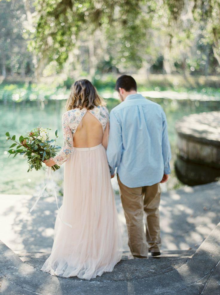 Hochzeit - This Engagement Session Dress Needs To Be In Your Closet ASAP