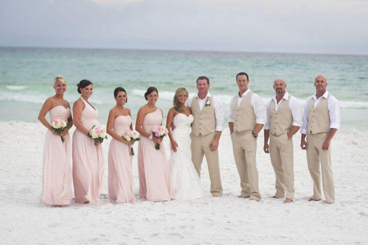 Hochzeit - Beach Wedding Attire For Men And Women