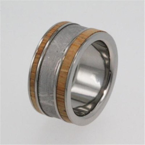 Mariage - Interchangeable Bamboo Wood Ring, Meteorite Wedding Band, Titanium Pinstripes
