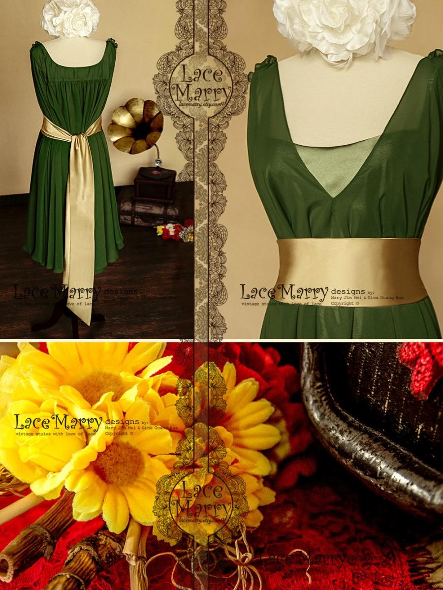 زفاف - Art Nouveau Vintage Inspired Short Bridesmaids Dress with Flowy A-line Skirt and V-Cut Neckline with Satin Inset Featuring Glossy Satin Sash