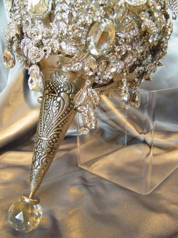 زفاف - The Annemarie crystal brooch bouquet