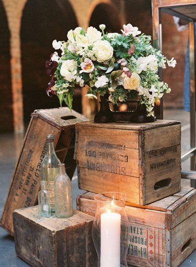 Mariage - Vintage Wooden Boxes, After Using Them For A Vintage Wedding I Could Turn It Into A Coffee Table I Had In My Crafts Board. - A Interior Design
