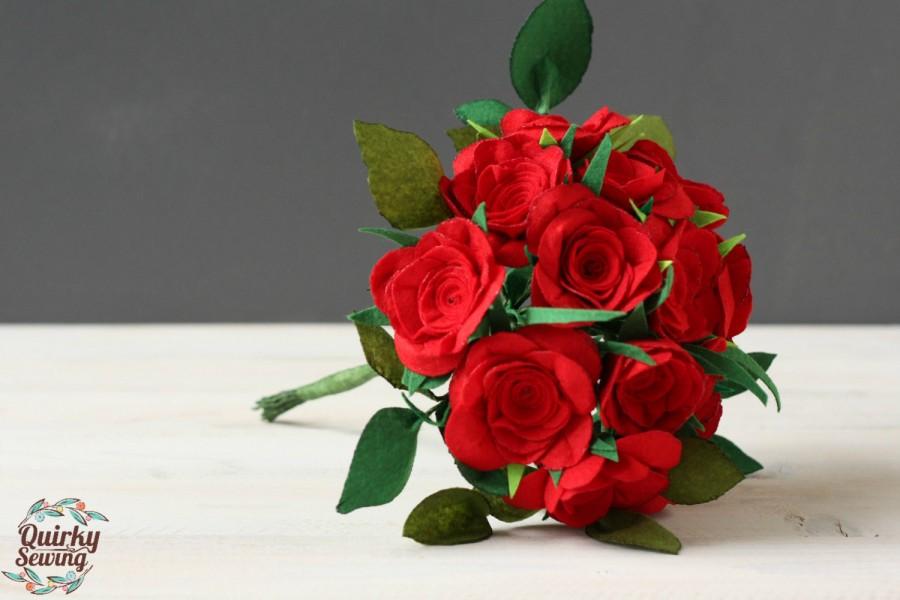 Mariage - Felt Roses Bouquet, Felt Wedding Bouquet, Alternative Wedding Bouquet, Luxurious Roses, Wedding Flowers, Red Roses Bouquet, Red Felt Flowers