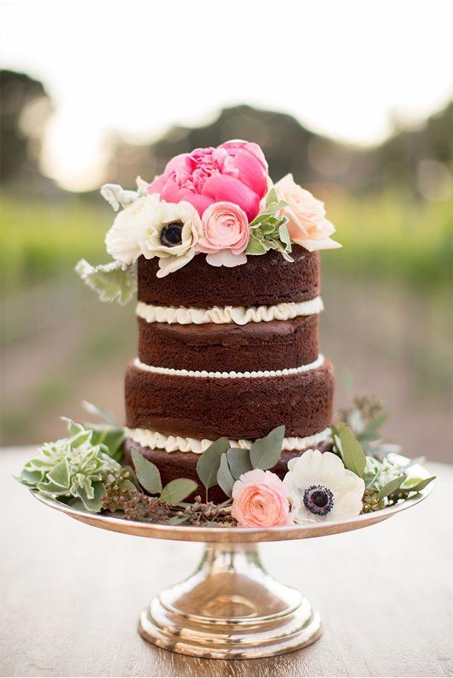 Hochzeit - Floral Chocolaty Wedding Cake