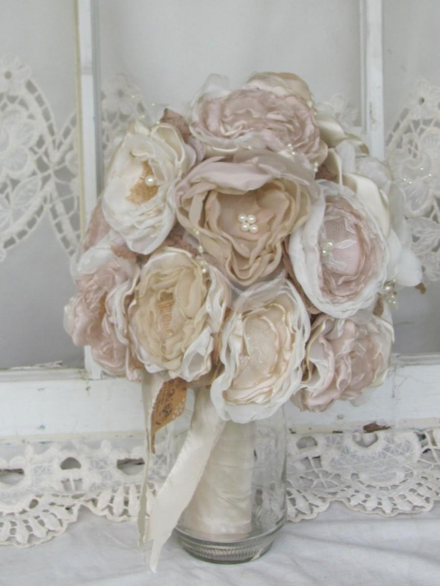 Mariage - Fabric Brides  Bouquet,  Burlap bouquet,Blush bouquet, bridal bouquet, burlap wedding bouquet, wedding flowers, wedding bouquet
