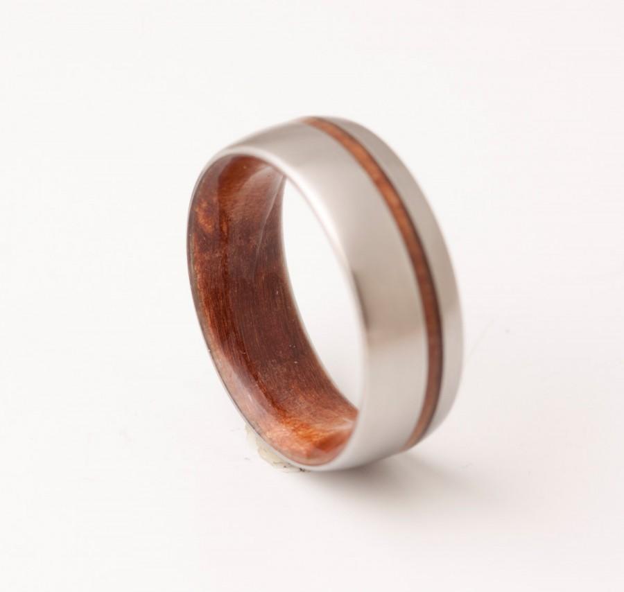 زفاف - Titanium and Red Wood // Mens Wood Rings //wood Wedding Band //Men's wedding Band //metal wood jewelry