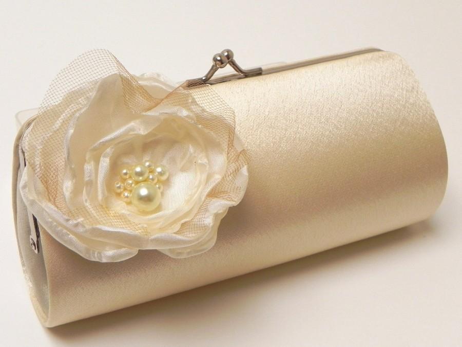 زفاف - Bridal Clutch Shabby Chic Champagne Cream Vintage Ivory Bridal Clutch - Bridesmaid Clutch -Bouquet Clutch - Ivory Pearl Champagne Flowers