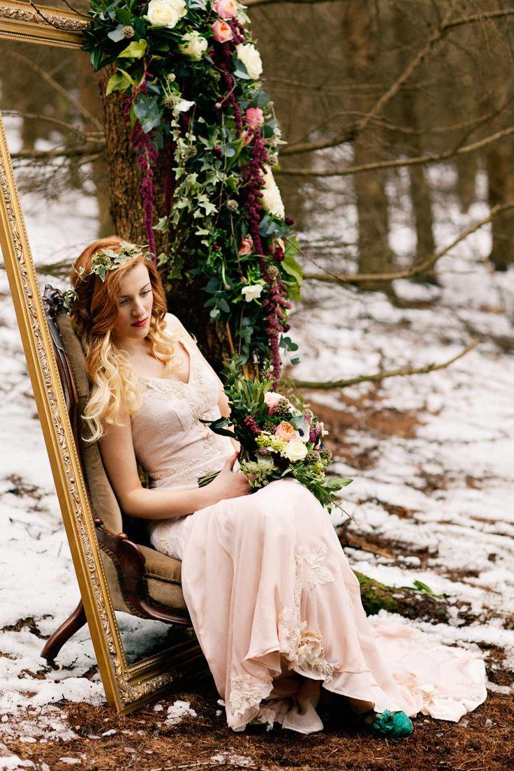 Mariage - Terry Fox Wedding Dresses For A Winter Bridal Inspiration Shoot In The Peak District With Stationery By Emma Jo And Flowers By Wild Orchid With Images From Jo Bradbury Wedding Photography