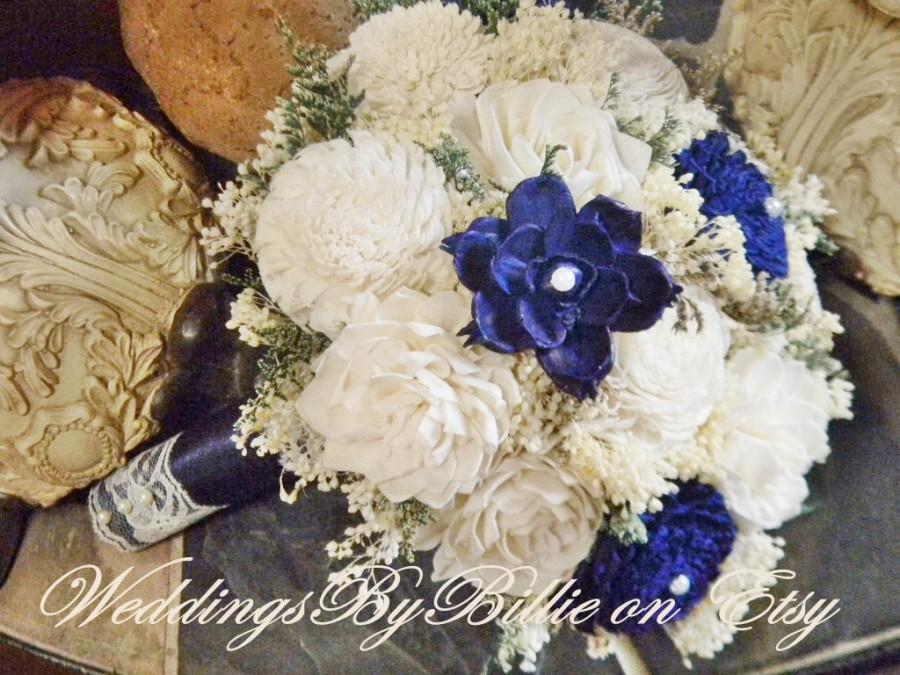 Mariage - Navy Blue Sola Bouquet, Blue Bouquet, Fall Bouquets, Wedding Flowers, Rustic Shabby Chic, Bridal Accessories, Keepsake Bouquet, Sola Flowers