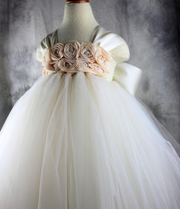زفاف - Flower girl dress Ivory Champagne Tutu dress Wedding dress Birthday dress Newborn 2T to 8T