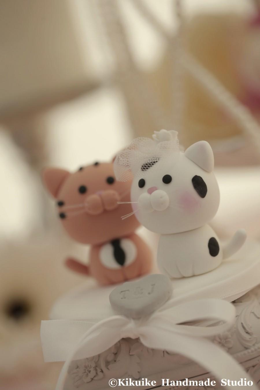 Mariage - cat and  kitty Wedding Cake Topper---k860