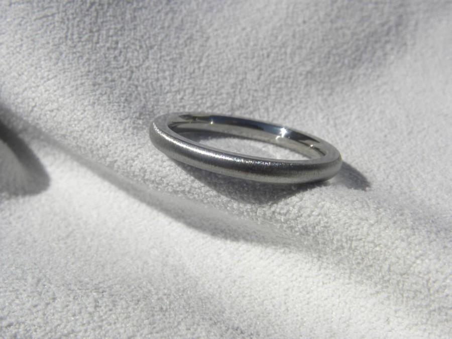 Mariage - Titanium Ring or Wedding Band Narrow Widths Frosted