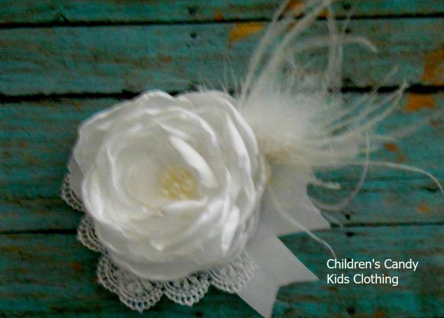 Свадьба - White Flower Clip - Flower Girl Headband - Wedding Head Piece- Vintage Hair Piece - Bridal Flower Clip - Bridal Flower Brooch - 2015 Trends