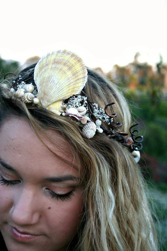 Hochzeit - BEACH TIARA. Mermaids Delight Shell Crown Natural Hues