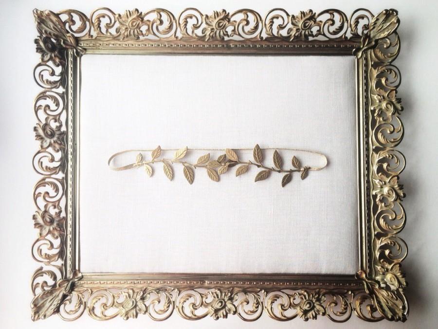 Hochzeit - Laurel Leaf Garter, greek goddess garter, modern garter, vine garter, designer garter, gold garter, wedding garter, toss garter #500