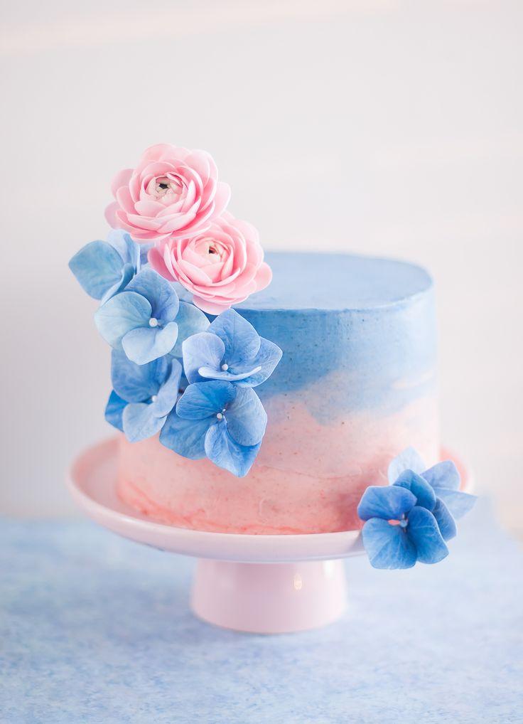 Wedding - A Cake Inspired By The Color Of The Year And A Hydrangea Tutorial