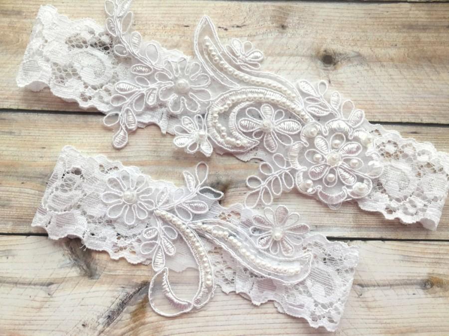 Wedding - White Wedding Garter, Wedding Garter Set White, White Lace Garters, Embroidered garters, Simple Garter, White Pearl Garters, Garter Set