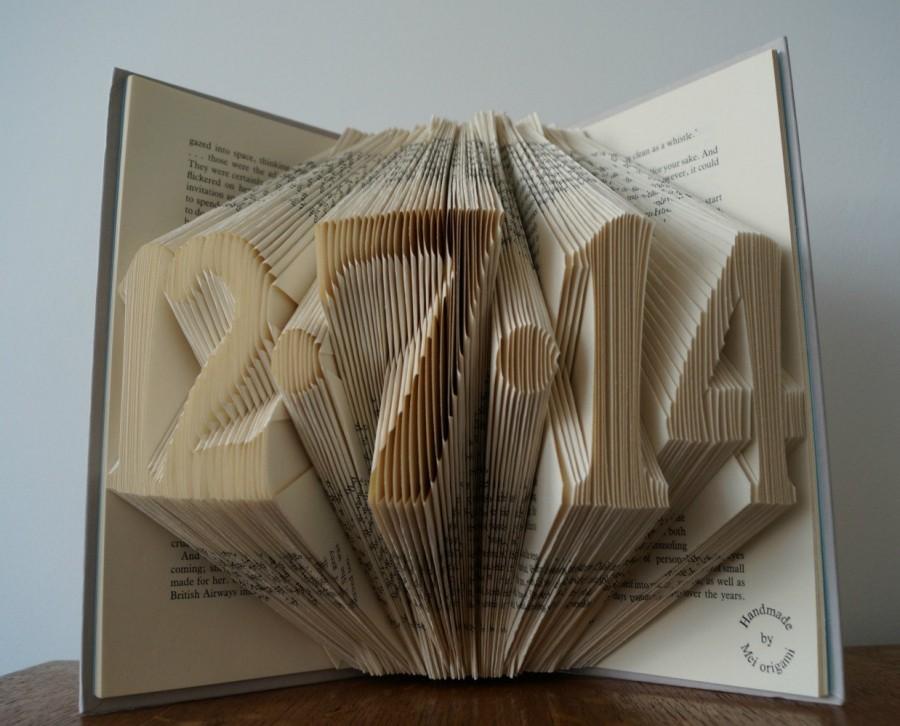 Mariage - 21st birthday gift -Wedding date annoucement-engagement gift-birth annoucement-5 numbers Folded Book Art -made to order