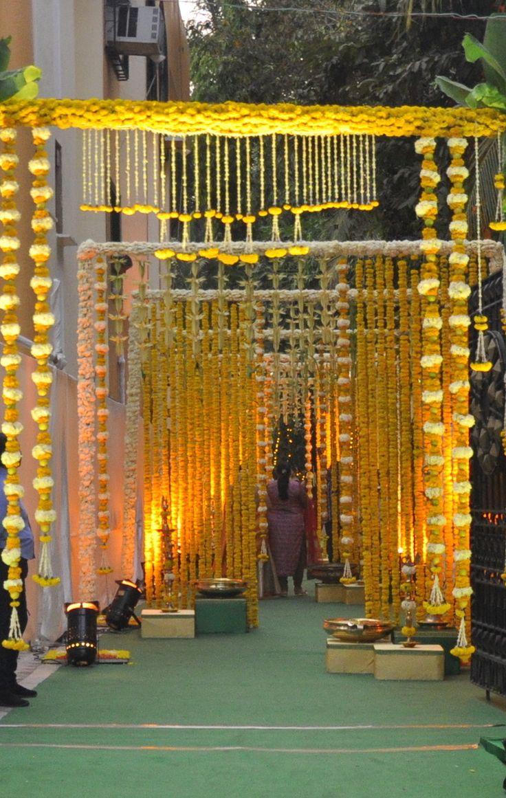 Hochzeit - South Indian Theme Mehendi - Bespoke Designs