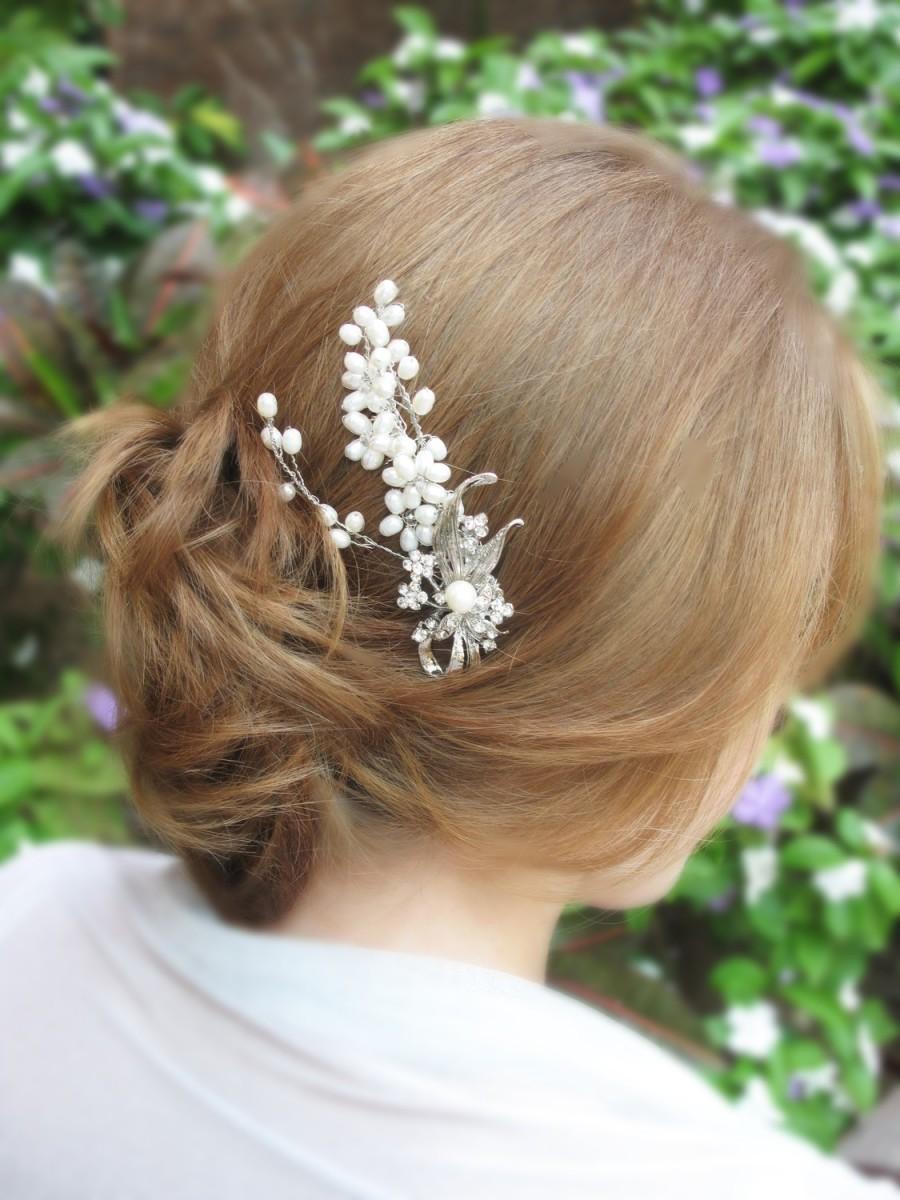 Hochzeit - Wind in the Willows - Freshwater Pearl Vintage Bridal Hair Comb