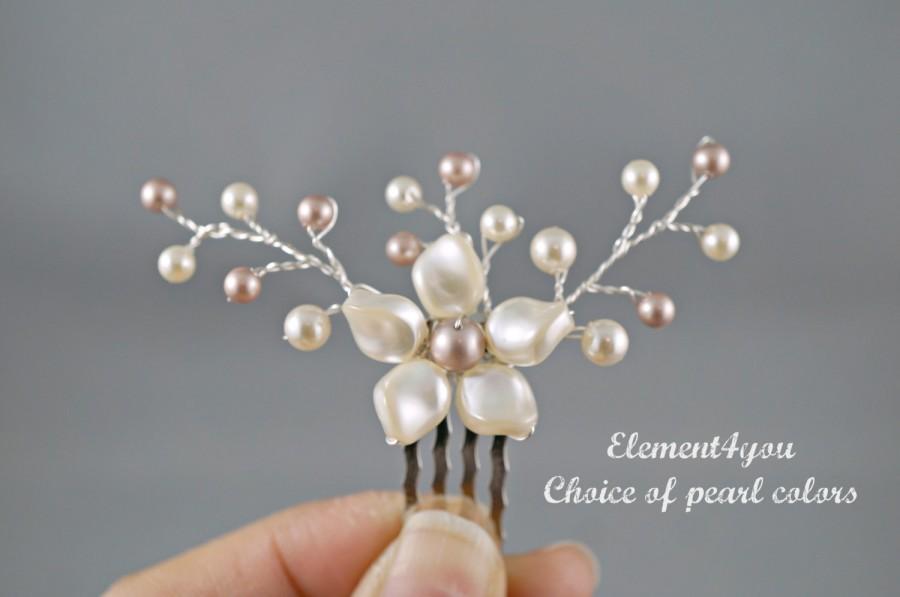 Hochzeit - Flower hair comb, Bridesmaid accessories, Champagne ivory pearls, Somehting blue Wedding hair piece, Flower Girl, Small Hair fascinator
