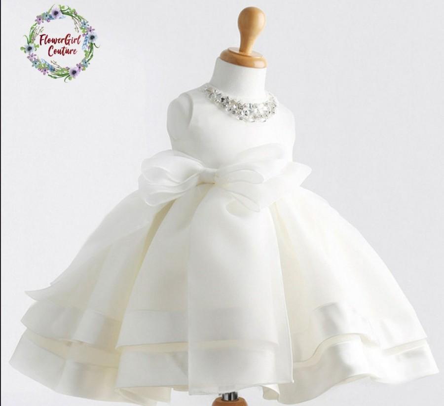 Mariage - Flower girl Gown  for Wedding Christening or Baptism White/Ivory with Big Bow