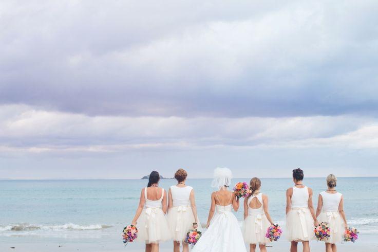 Hochzeit - Beach Wedding Bursting With Colour