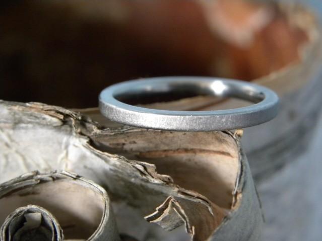 زفاف - Titanium Ring, Wedding Band, Narrow Flat Profile Ring