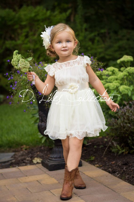 Hochzeit - Flower Girl Dress Ivory Beige Flower Girl Dress Girls Lace Dress Lace Dress Toddler Lace Dress Boho Flower Girl Dress Flower Girl Dress Lace