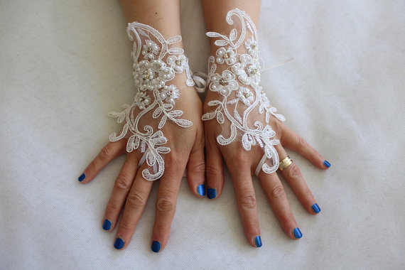 زفاف - wedding,bridal gloves,white, lace,custom lace style,french lace,Free shipping.