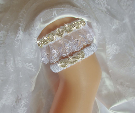 Hochzeit - White French Lace Wedding Garter Set, Bridal Garter, White, Blue or Ivory Bling Garter, Keepsake Garter, Rhinestone Garter, Wedding Lingerie
