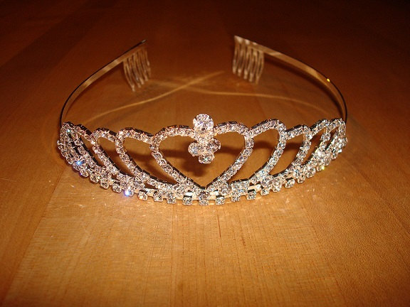 Mariage - Beautiful White Crystal Silver Wedding Tiara With Combs