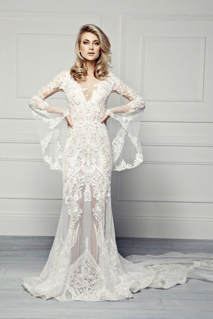 Hochzeit - The Wedding Dress Trends We Weren’t Expecting, Straight Off The Bridal Runways